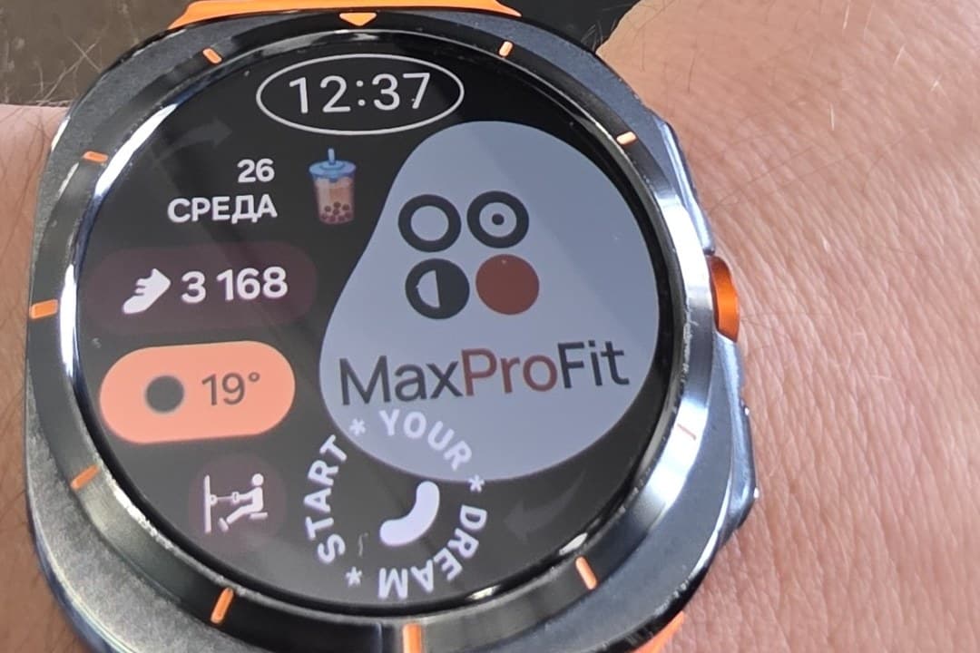 Смарт-часы с фирменным циферблатом MaxProFit
